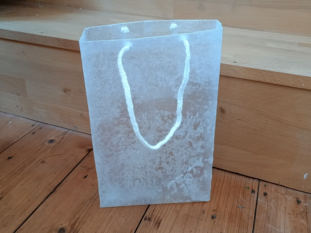 Geschenktüte aus Klarsichthüllen